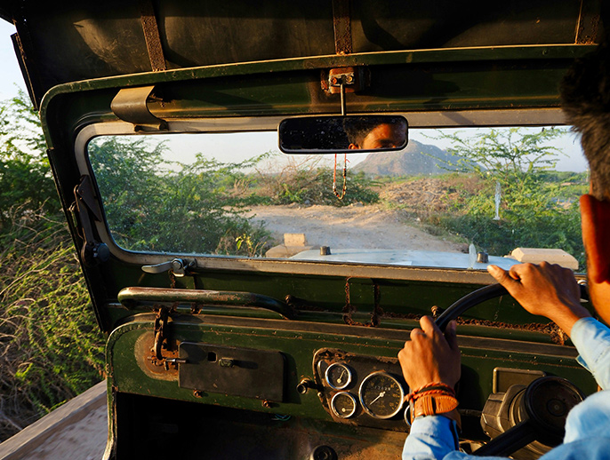 JEEP_FULL_DAU